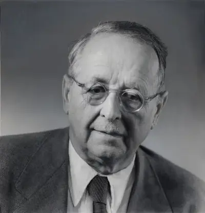 Hermann Weyl - The introduction of numbers as coordinates by refere